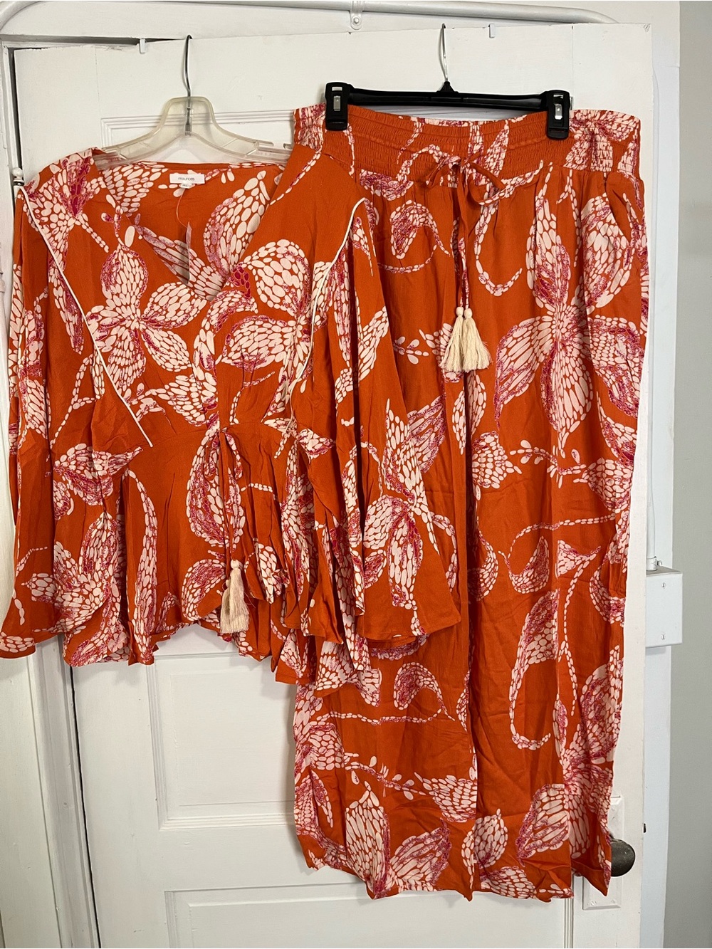 Maurice’s Rust Floral Two-Piece Set with Tassel Details XL